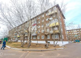 Продаю трехкомнатную квартиру, 59 м2, Улан-Удэ, Ключевская улица, 12