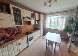 Продается 3-комнатная квартира, 79.8 м2, Санкт-Петербург, улица Котина, 4к1, улица Котина
