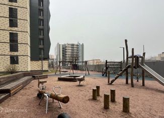 Продается 3-ком. квартира, 76.38 м2, Санкт-Петербург, Уездный проспект, 11, Уездный проспект