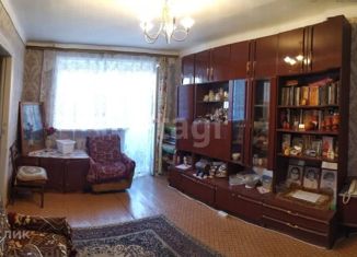 Продается трехкомнатная квартира, 50.3 м2, Симферополь, улица Радищева, 77, Киевский район