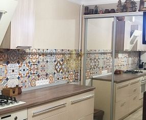 Продается многокомнатная квартира, 192.7 м2, Симферополь, улица Клары Цеткин, 36