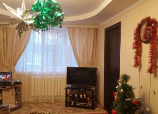 Трехкомнатная квартира на продажу, 44 м2, посёлок городского типа Куйбышево, Титова улица, 7А