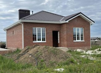 Продам дом, 100 м2, село Чалтырь, улица 6-я Линия