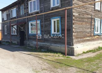 Продажа 2-комнатной квартиры, 38 м2, село Толмачёво, улица Гагарина, 13