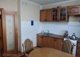 Сдаю 3-комнатную квартиру, 109 м2, Татарстан, улица Сююмбике, 53