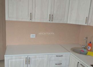 Продам 1-ком. квартиру, 40 м2, посёлок Красное Поле, Лесопарковая улица, 2