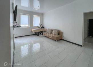 Продаю 3-ком. квартиру, 72.2 м2, Нальчик, район Мей, улица Тарчокова, 19