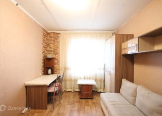 Сдается в аренду комната, 13.4 м2, Новый Уренгой, улица 26-го съезда КПСС, 10