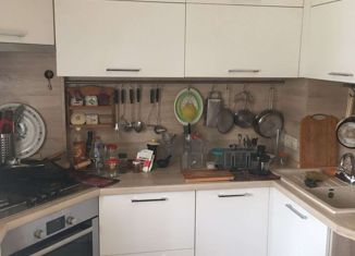 Продам трехкомнатную квартиру, 82.9 м2, Йошкар-Ола, улица Карла Либкнехта, 83, микрорайон Нагорный