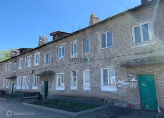 Продаю двухкомнатную квартиру, 40 м2, село Иглино, улица Калинина, 33