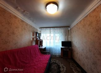 Продам двухкомнатную квартиру, 41 м2, Каменск-Шахтинский, проспект Карла Маркса, 52