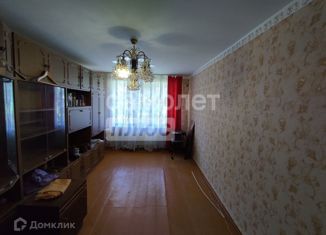 Продается трехкомнатная квартира, 56 м2, станица Анастасиевская, Красная улица, 38