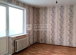 Продам 1-комнатную квартиру, 35 м2, Кемерово, проспект Шахтёров, 83А