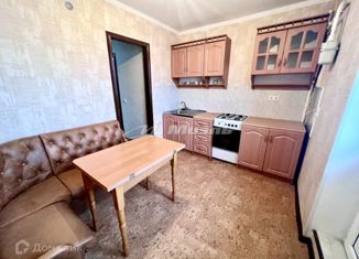 Продажа трехкомнатной квартиры, 68.5 м2, Саки, Крымская улица, 1А