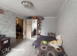 Продается 1-комнатная квартира, 34 м2, Орловская область, улица Кузнецова, 8