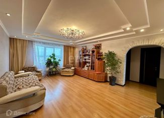 Продается 4-комнатная квартира, 80.7 м2, Красноярский край, 8-й микрорайон, 7