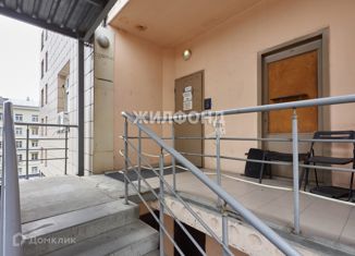 Продаю трехкомнатную квартиру, 122.6 м2, Новосибирск, Коммунистическая улица, 50, Коммунистическая улица