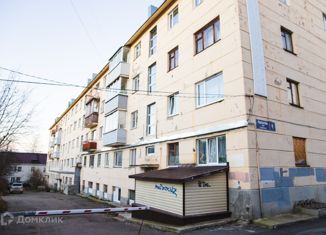 Продается однокомнатная квартира, 30.6 м2, Петрозаводск, Машезерская улица, 4, район Голиковка