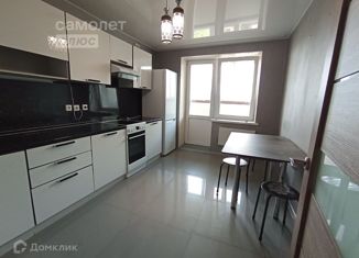 Сдается в аренду 1-ком. квартира, 36.8 м2, Псков, Ипподромная улица, 150А