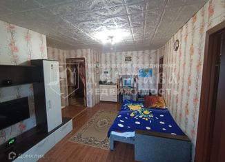 Продается трехкомнатная квартира, 42.6 м2, Кемерово, улица Сарыгина, 8