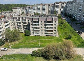 Продается 4-ком. квартира, 74 м2, Иркутск, Пихтовая улица, 27