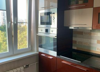 Продам 3-ком. квартиру, 60 м2, Москва, Загорьевский проезд, 15, Загорьевский проезд