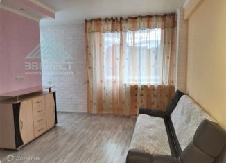 Сдаю в аренду 1-ком. квартиру, 33.1 м2, Абакан, Трудовая улица, 73Б