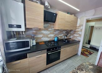 Продажа трехкомнатной квартиры, 56 м2, Новомосковск, Центральная улица, 18