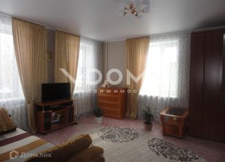 Продаю 1-ком. квартиру, 32 м2, Новосибирск, улица Гастелло, 17, улица Гастелло