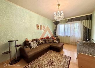 Продажа двухкомнатной квартиры, 64 м2, Астраханская область, улица Аксакова, 14к1