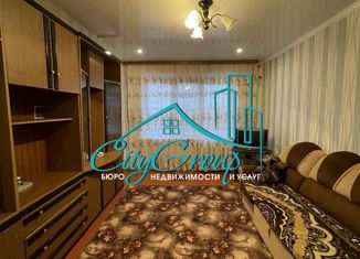 Продается 2-ком. квартира, 50.2 м2, Ясный, улица Строителей, 1