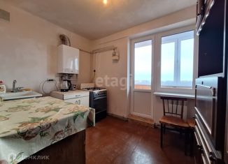 Продается 3-комнатная квартира, 64.3 м2, поселок городского типа Новофёдоровка, Севастопольская улица, 8