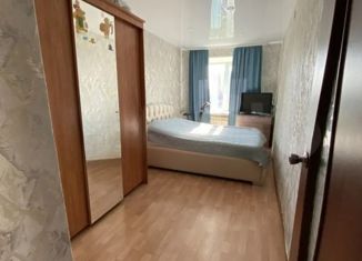 Двухкомнатная квартира на продажу, 43 м2, Екатеринбург, проспект Космонавтов, 80к6, метро Проспект Космонавтов