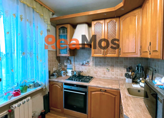 Продаю 3-ком. квартиру, 49 м2, Москва, Зарайская улица, 56, метро Окская