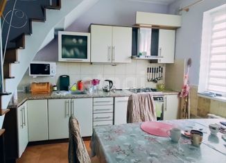 Продажа 5-ком. квартиры, 133 м2, Ялта, улица Дмитрия Ульянова, 44