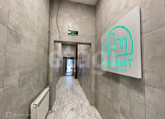 Продается 2-комнатная квартира, 64.5 м2, Белгород, Кирпичная улица, 65, ЖК Малахит