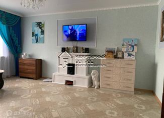 Продажа двухкомнатной квартиры, 58.3 м2, Кумертау, улица Мажита Гафури, 25