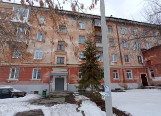 Продается комната, 14 м2, Ревда, улица Чайковского, 27