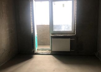 Продаю 2-ком. квартиру, 71.1 м2, Энгельс, Красноармейская улица, 88А