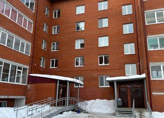 Продажа однокомнатной квартиры, 37.1 м2, поселок Юго-Камский, улица Энгельса, 11