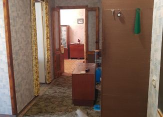 Продается 2-комнатная квартира, 45 м2, Волгодонск, улица Максима Горького, 143