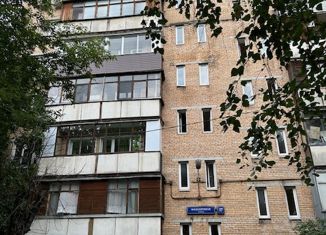 Однокомнатная квартира на продажу, 30 м2, Москва, Малахитовая улица, 17