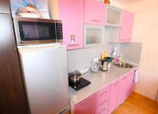 Продаю комнату, 18 м2, Екатеринбург, улица Амундсена, 51, улица Амундсена