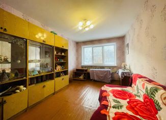 Двухкомнатная квартира на продажу, 44 м2, Шелехов, микрорайон Привокзальный, 10Б