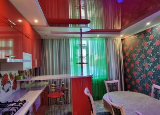 Продается 3-ком. квартира, 130 м2, Ставрополь, улица Балахонова, 14, микрорайон № 26