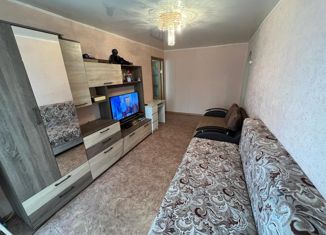 Продаю 2-ком. квартиру, 43 м2, Белогорск, улица 9 Мая, 217