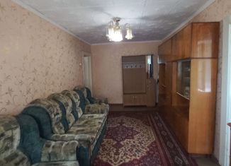 Продается трехкомнатная квартира, 52 м2, Кинель, улица Некрасова, 63