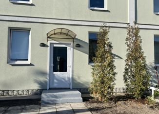 Продам двухкомнатную квартиру, 82.8 м2, коттеджный поселок Счастье, Кленовая улица, 5