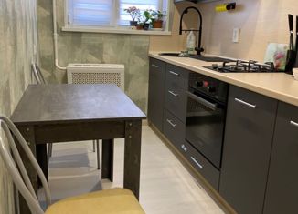 Продам 2-ком. квартиру, 42.2 м2, Екатеринбург, Варшавская улица, 38, Варшавская улица