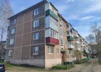 Продается 2-комнатная квартира, 40.9 м2, Карачев, Первомайская улица, 147